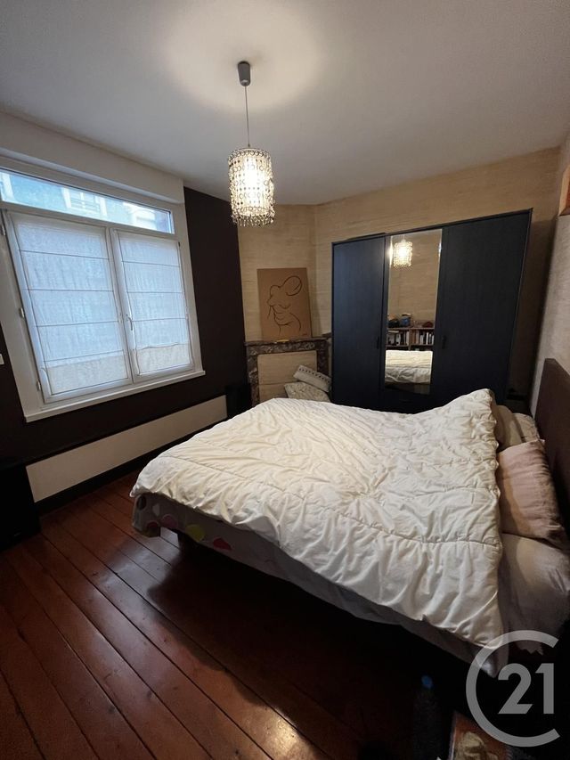 Maison à vendre - 8 pièces - 155,63 m2 - St Quentin - 02 - PICARDIE