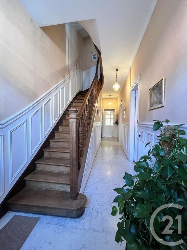 Maison à vendre - 9 pièces - 210 m2 - St Quentin - 02 - PICARDIE