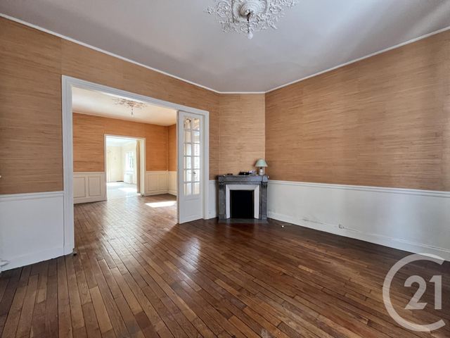 Maison à vendre - 9 pièces - 210 m2 - St Quentin - 02 - PICARDIE