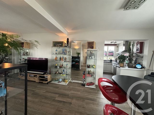 Appartement F3 à vendre - 4 pièces - 75 m2 - St Quentin - 02 - PICARDIE