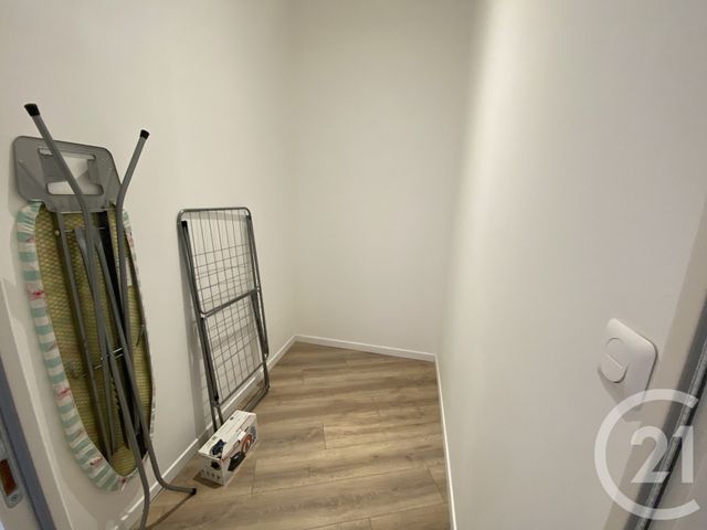 Appartement F2 &agrave; louer - 2 pi&egrave;ces - 55,57 m2 - St Quentin - 02 - PICARDIE