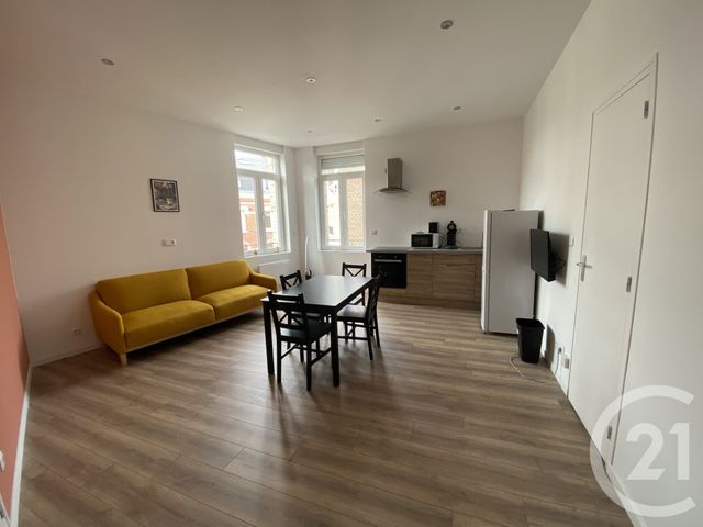 Appartement F2 &agrave; louer - 2 pi&egrave;ces - 55,57 m2 - St Quentin - 02 - PICARDIE