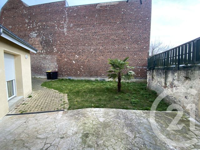Appartement F2 &agrave; louer - 2 pi&egrave;ces - 55,57 m2 - St Quentin - 02 - PICARDIE