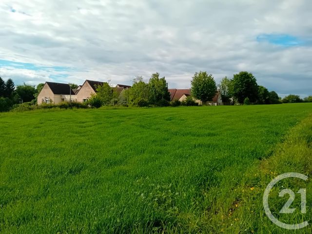 Terrain à vendre - 3500 m2 - St Quentin - 02 - PICARDIE
