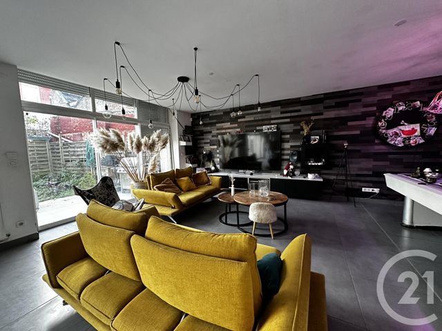 Maison à vendre - 7 pièces - 220 m2 - St Quentin - 02 - PICARDIE