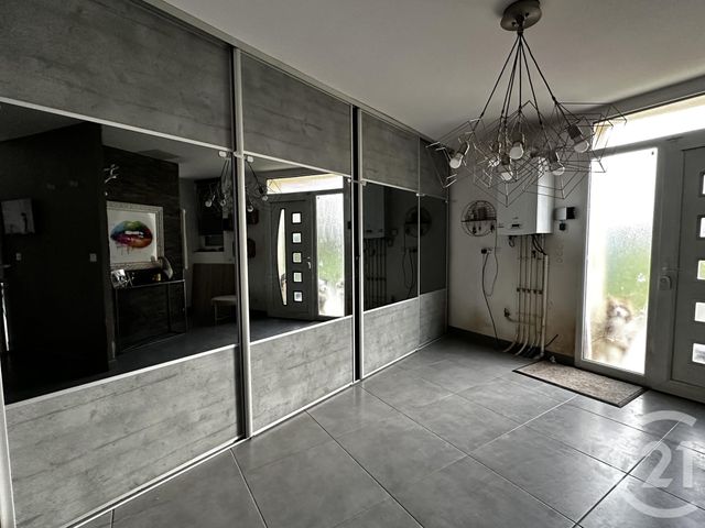 Maison à vendre - 7 pièces - 220 m2 - St Quentin - 02 - PICARDIE