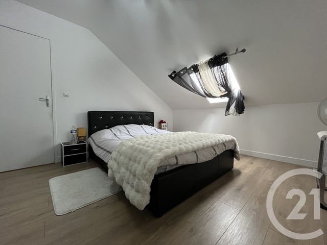 Maison à vendre - 5 pièces - 138,21 m2 - St Quentin - 02 - PICARDIE