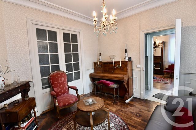 Maison à vendre - 7 pièces - 150 m2 - St Quentin - 02 - PICARDIE