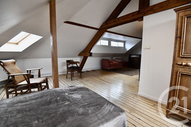 Maison à vendre - 7 pièces - 150 m2 - St Quentin - 02 - PICARDIE