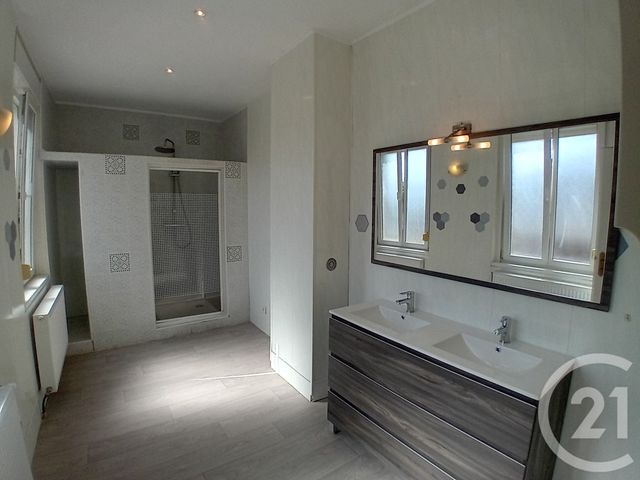 Maison à vendre - 8 pièces - 180 m2 - St Quentin - 02 - PICARDIE