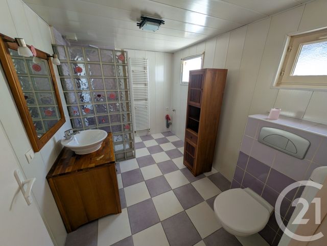 Maison à louer - 4 pièces - 65 m2 - St Quentin - 02 - PICARDIE