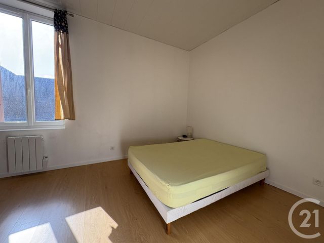 Appartement F2 à louer - 2 pièces - 38,67 m2 - St Quentin - 02 - PICARDIE