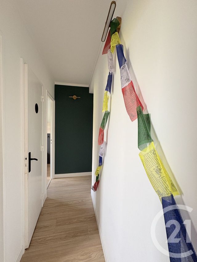 Appartement T3 à vendre - 3 pièces - 65,32 m2 - St Quentin - 02 - PICARDIE