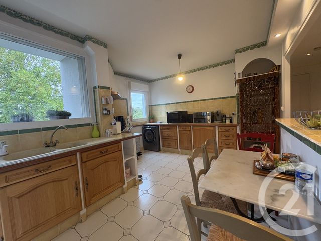 Appartement T3 &agrave; louer - 3 pi&egrave;ces - 81 m2 - St Quentin - 02 - PICARDIE