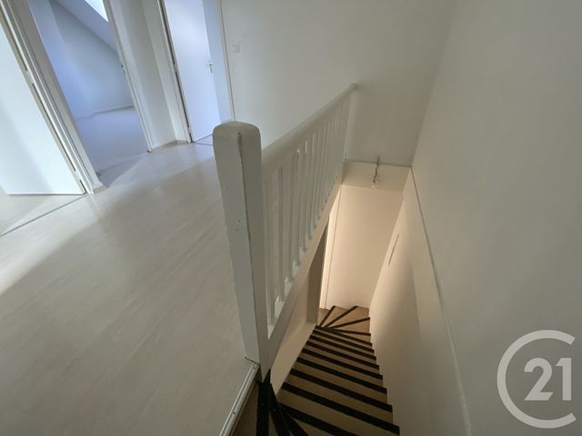 Appartement Duplex &agrave; louer - 4 pi&egrave;ces - 99,24 m2 - St Quentin - 02 - PICARDIE