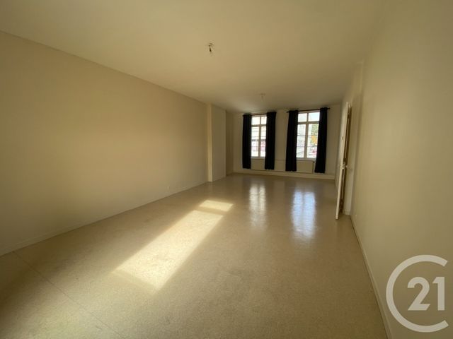 Appartement Duplex &agrave; louer - 4 pi&egrave;ces - 99,24 m2 - St Quentin - 02 - PICARDIE