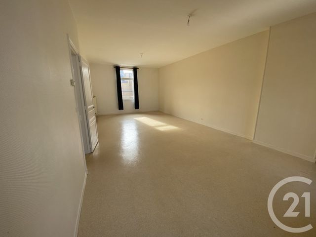 Appartement Duplex &agrave; louer - 4 pi&egrave;ces - 99,24 m2 - St Quentin - 02 - PICARDIE