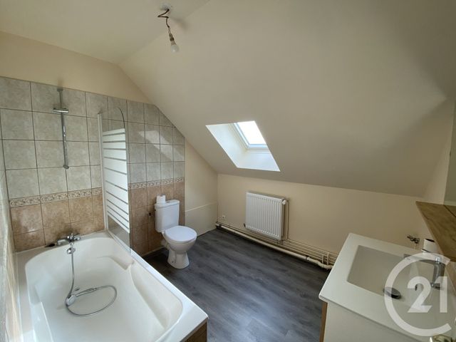 Appartement Duplex &agrave; louer - 4 pi&egrave;ces - 99,24 m2 - St Quentin - 02 - PICARDIE