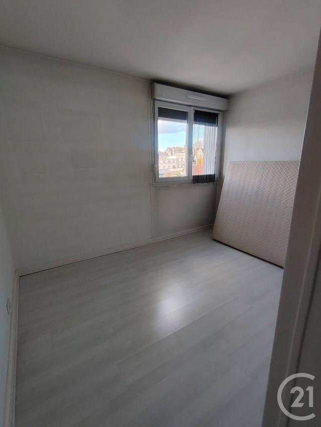 Appartement F4 &agrave; vendre - 5 pi&egrave;ces - 80,45 m2 - St Quentin - 02 - PICARDIE