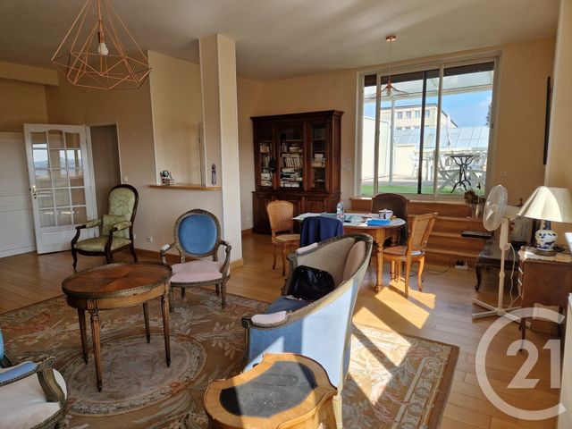 Appartement à vendre - 5 pièces - 120 m2 - St Quentin - 02 - PICARDIE