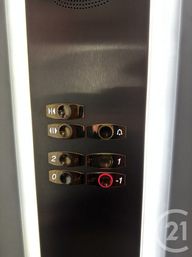 Appartement à vendre - 5 pièces - 120 m2 - St Quentin - 02 - PICARDIE