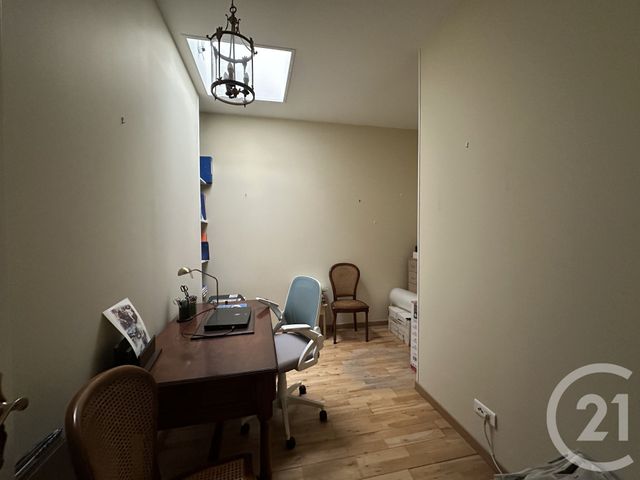 Appartement à vendre - 5 pièces - 120 m2 - St Quentin - 02 - PICARDIE