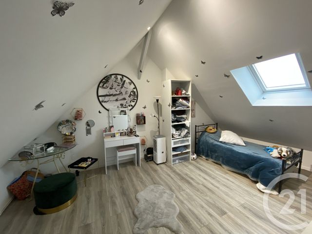 Maison à louer - 4 pièces - 81,95 m2 - Neuville St Amand - 02 - PICARDIE