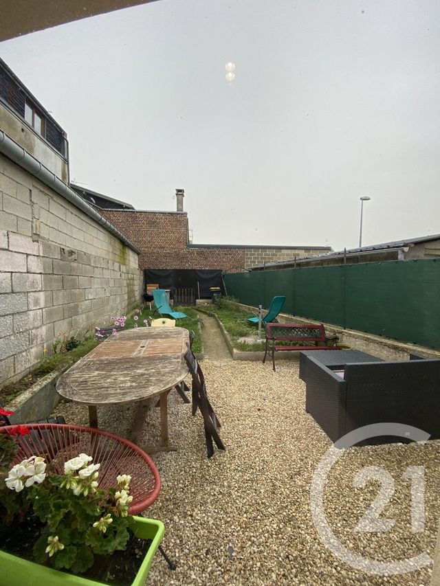 Maison à louer - 4 pièces - 81,95 m2 - Neuville St Amand - 02 - PICARDIE