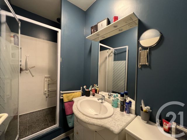 Appartement F4 &agrave; vendre - 6 pi&egrave;ces - 101,59 m2 - St Quentin - 02 - PICARDIE