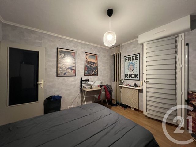 Appartement F4 &agrave; vendre - 6 pi&egrave;ces - 101,59 m2 - St Quentin - 02 - PICARDIE