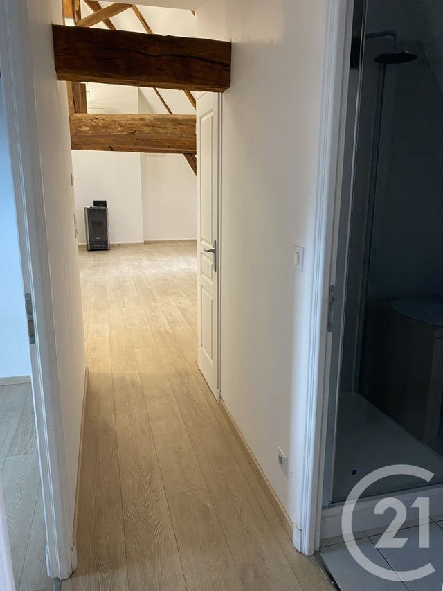 Appartement F3 à louer - 3 pièces - 80,28 m2 - St Quentin - 02 - PICARDIE