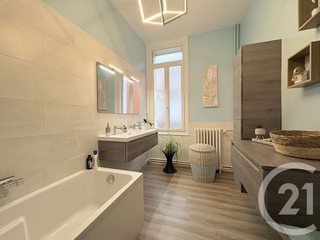 Maison à vendre - 6 pièces - 175 m2 - St Quentin - 02 - PICARDIE