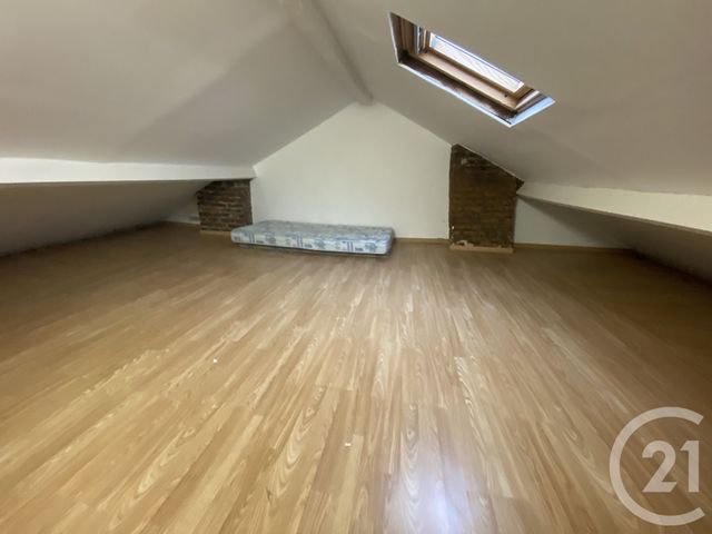 Maison à louer - 3 pièces - 70 m2 - St Quentin - 02 - PICARDIE