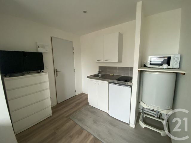 Appartement Studio à louer - 1 pièce - 15,82 m2 - St Quentin - 02 - PICARDIE