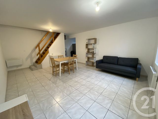 Maison &agrave; louer - 4 pi&egrave;ces - 55,20 m2 - St Quentin - 02 - PICARDIE