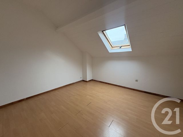 Maison &agrave; louer - 3 pi&egrave;ces - 54 m2 - St Quentin - 02 - PICARDIE