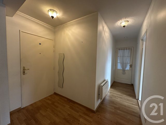 Appartement F3 &agrave; vendre - 3 pi&egrave;ces - 64 m2 - St Quentin - 02 - PICARDIE