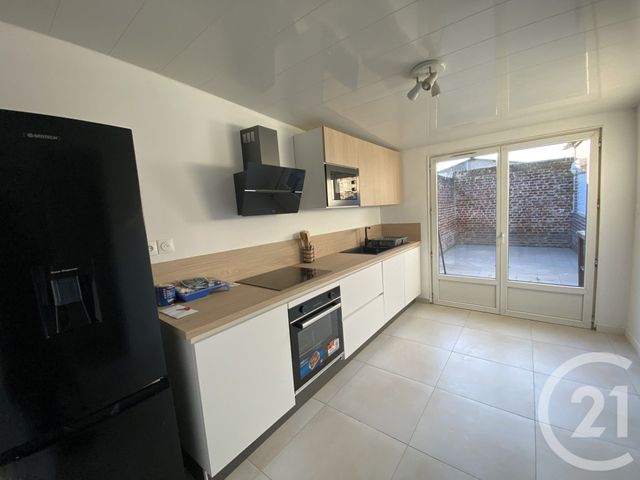 Maison &agrave; louer - 5 pi&egrave;ces - 89 m2 - St Quentin - 02 - PICARDIE