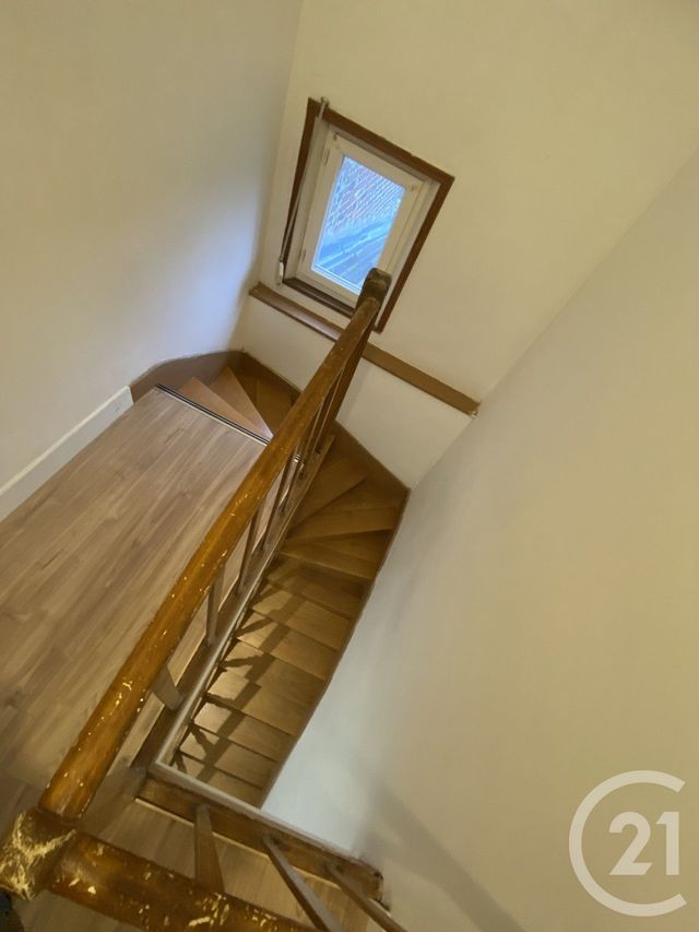 Maison &agrave; louer - 5 pi&egrave;ces - 89 m2 - St Quentin - 02 - PICARDIE