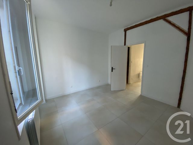 Maison &agrave; louer - 5 pi&egrave;ces - 89 m2 - St Quentin - 02 - PICARDIE