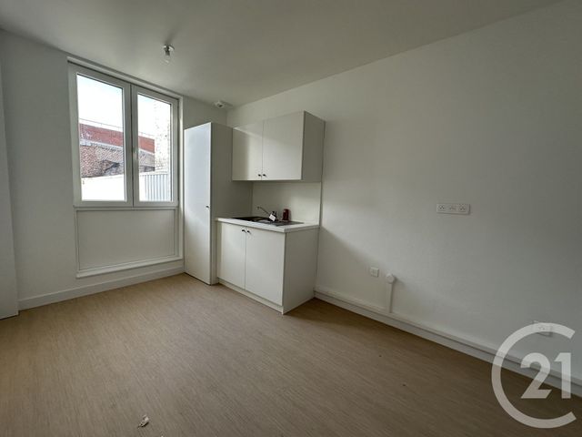 Appartement Duplex &agrave; louer - 6 pi&egrave;ces - 115 m2 - St Quentin - 02 - PICARDIE