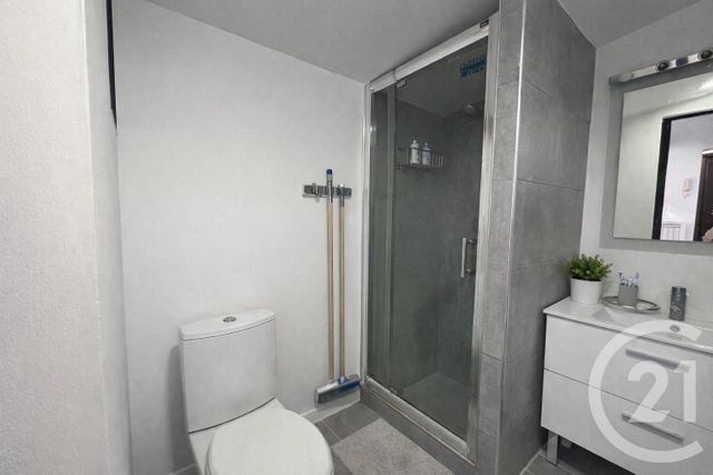 Appartement Studio &agrave; louer - 1 pi&egrave;ce - 26,79 m2 - St Quentin - 02 - PICARDIE