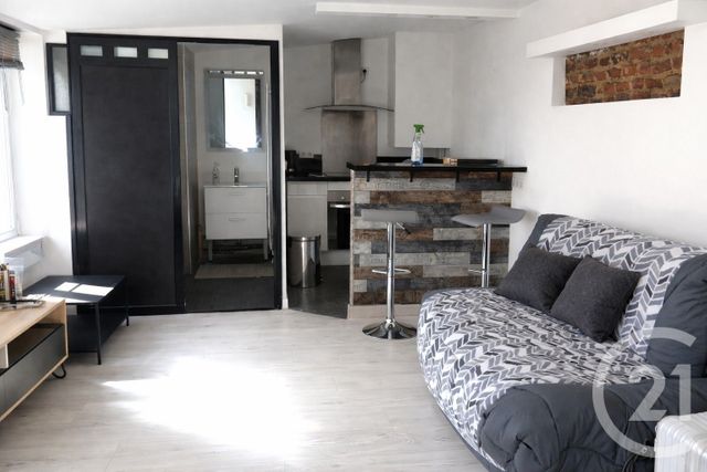 Appartement Studio &agrave; louer - 1 pi&egrave;ce - 26,79 m2 - St Quentin - 02 - PICARDIE