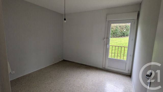 Appartement F3 &agrave; louer - 3 pi&egrave;ces - 67,48 m2 - St Quentin - 02 - PICARDIE