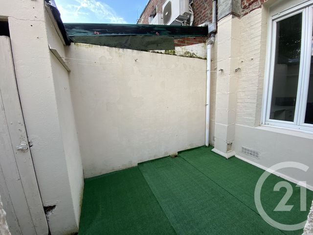 Maison &agrave; louer - 2 pi&egrave;ces - 67 m2 - St Quentin - 02 - PICARDIE