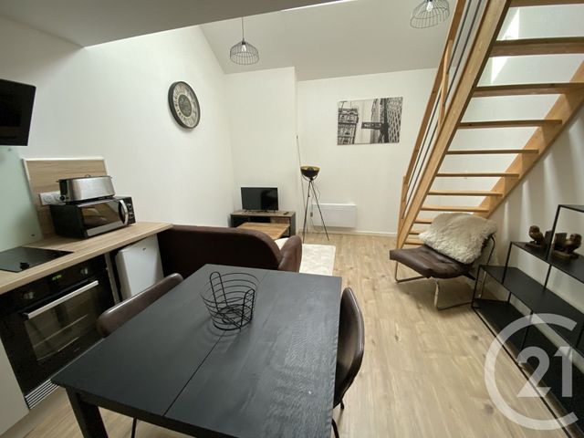 Appartement Duplex &agrave; louer - 2 pi&egrave;ces - 27,87 m2 - St Quentin - 02 - PICARDIE