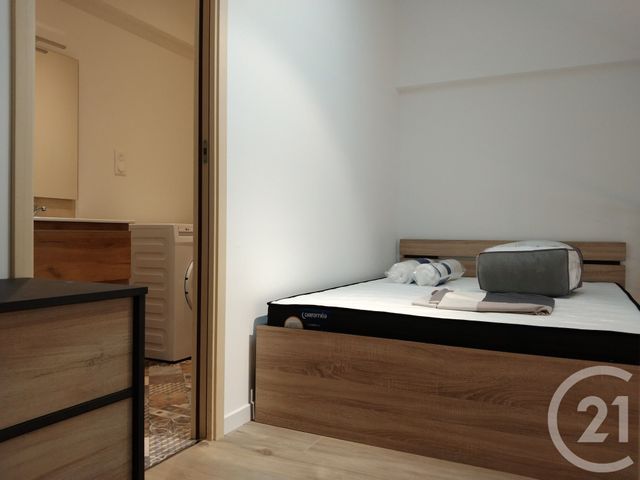 Appartement Duplex &agrave; louer - 2 pi&egrave;ces - 27,87 m2 - St Quentin - 02 - PICARDIE