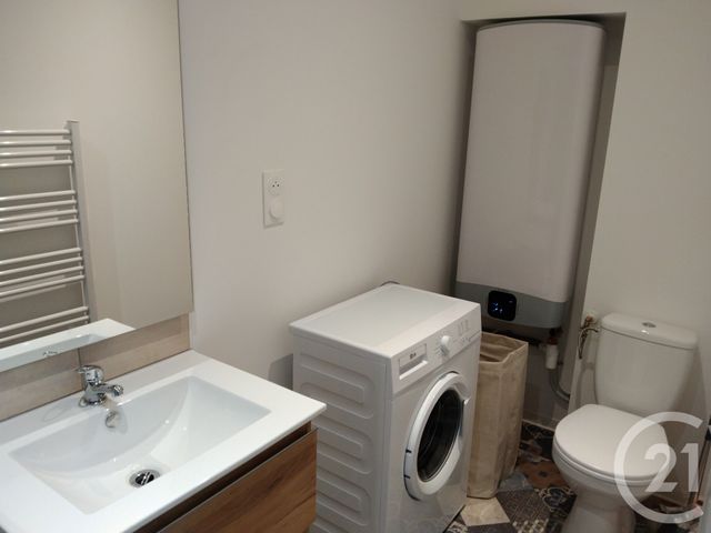 Appartement Duplex &agrave; louer - 2 pi&egrave;ces - 27,87 m2 - St Quentin - 02 - PICARDIE