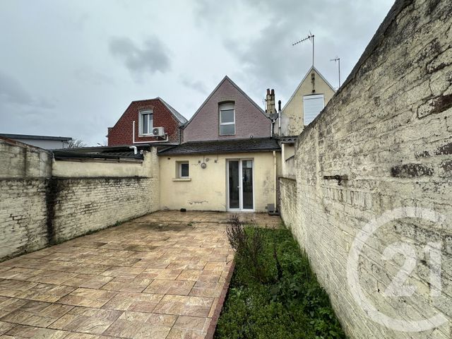 Maison &agrave; louer - 3 pi&egrave;ces - 62,32 m2 - St Quentin - 02 - PICARDIE