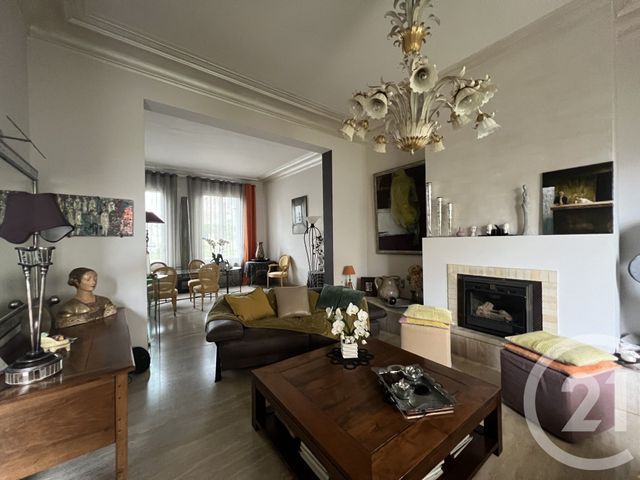 Maison &agrave; vendre - 8 pi&egrave;ces - 271,72 m2 - St Quentin - 02 - PICARDIE